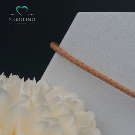 Kunstleder Armband in der Farbe Beige mit 3mm Breite. 