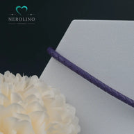 Kunstleder Armband in der Farbe lila mit 4mm Breite. 