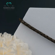 Leder Armband in der Farbe grau mit 4mm Breite. 