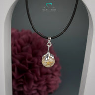 Perlenanhänger mit Asche und Sterling Silber.